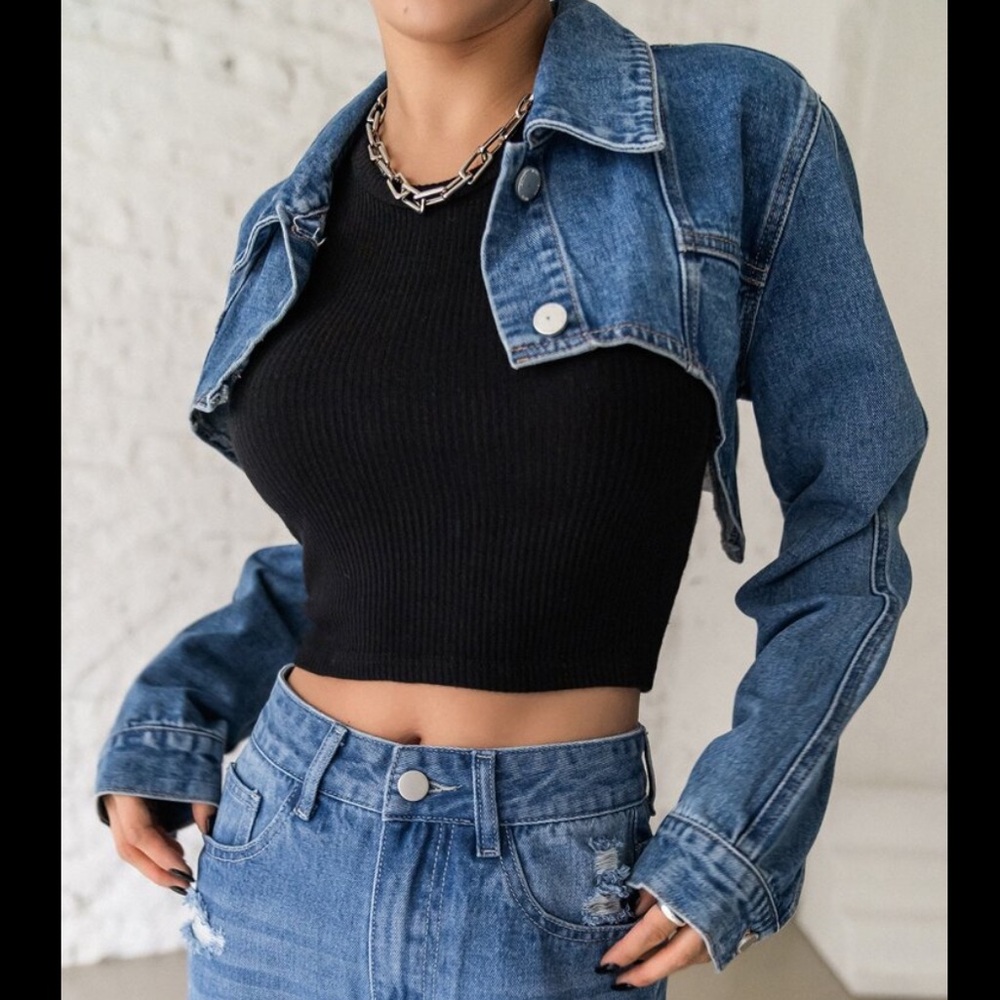 Single Button Crop Denim Jacket - Picture 6 of 8